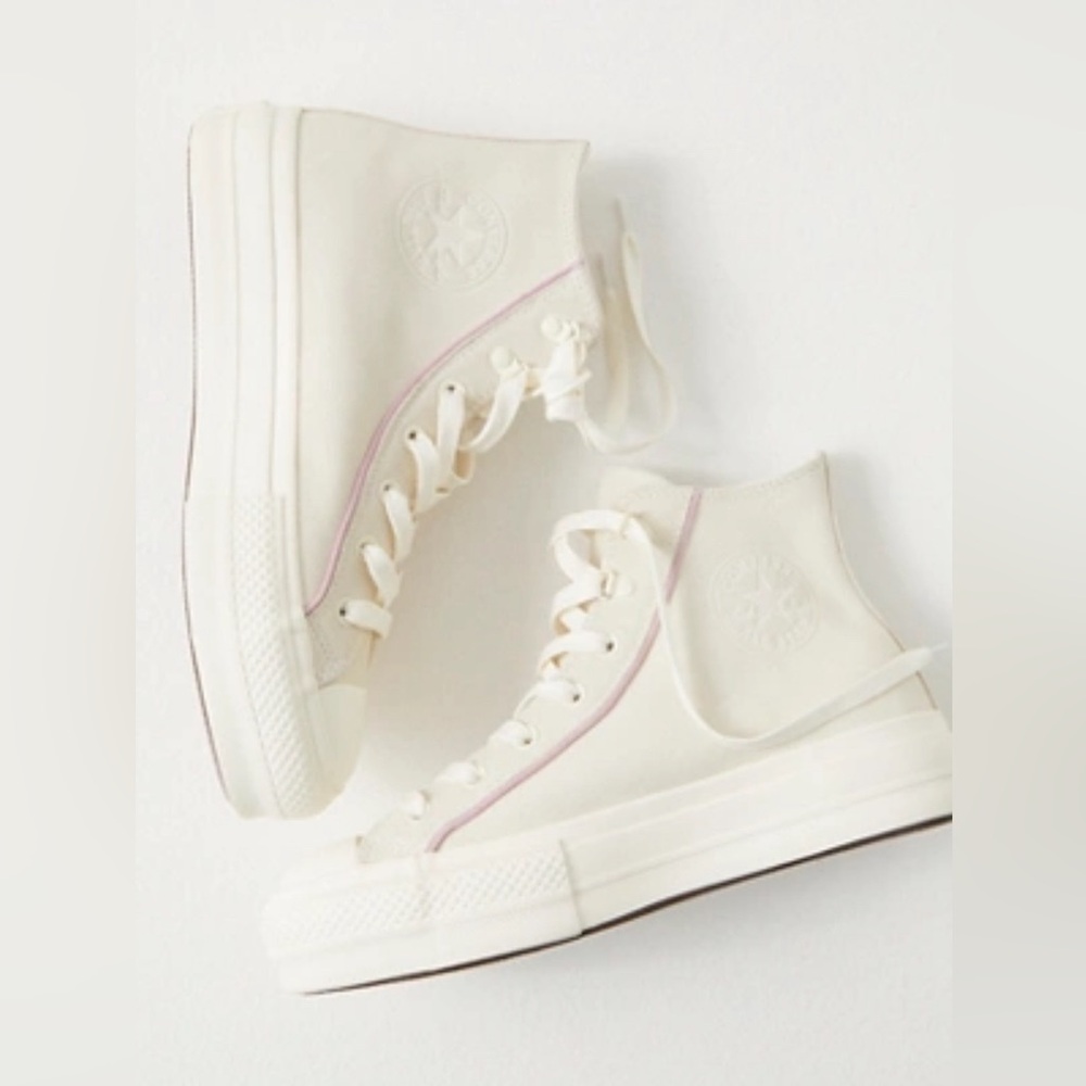 RARE Chuck Taylor All Star Lift Pipe Sneakers suede with pink line